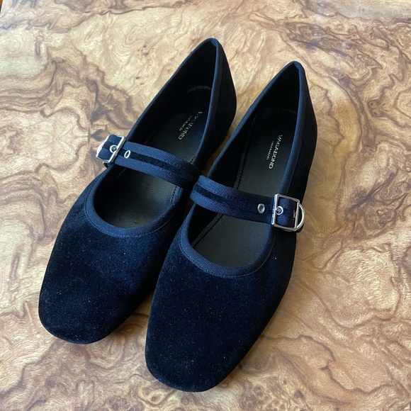 Vagabond Jolin Velvet Mary Jane Flat - Picture 5 of 5